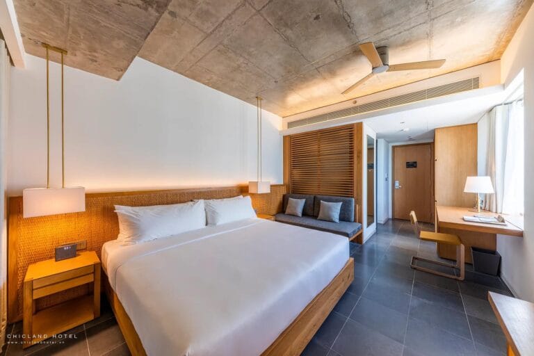 Best beachfront hotels in Da Nang