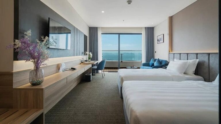 Luxury accommodation Bai Chay