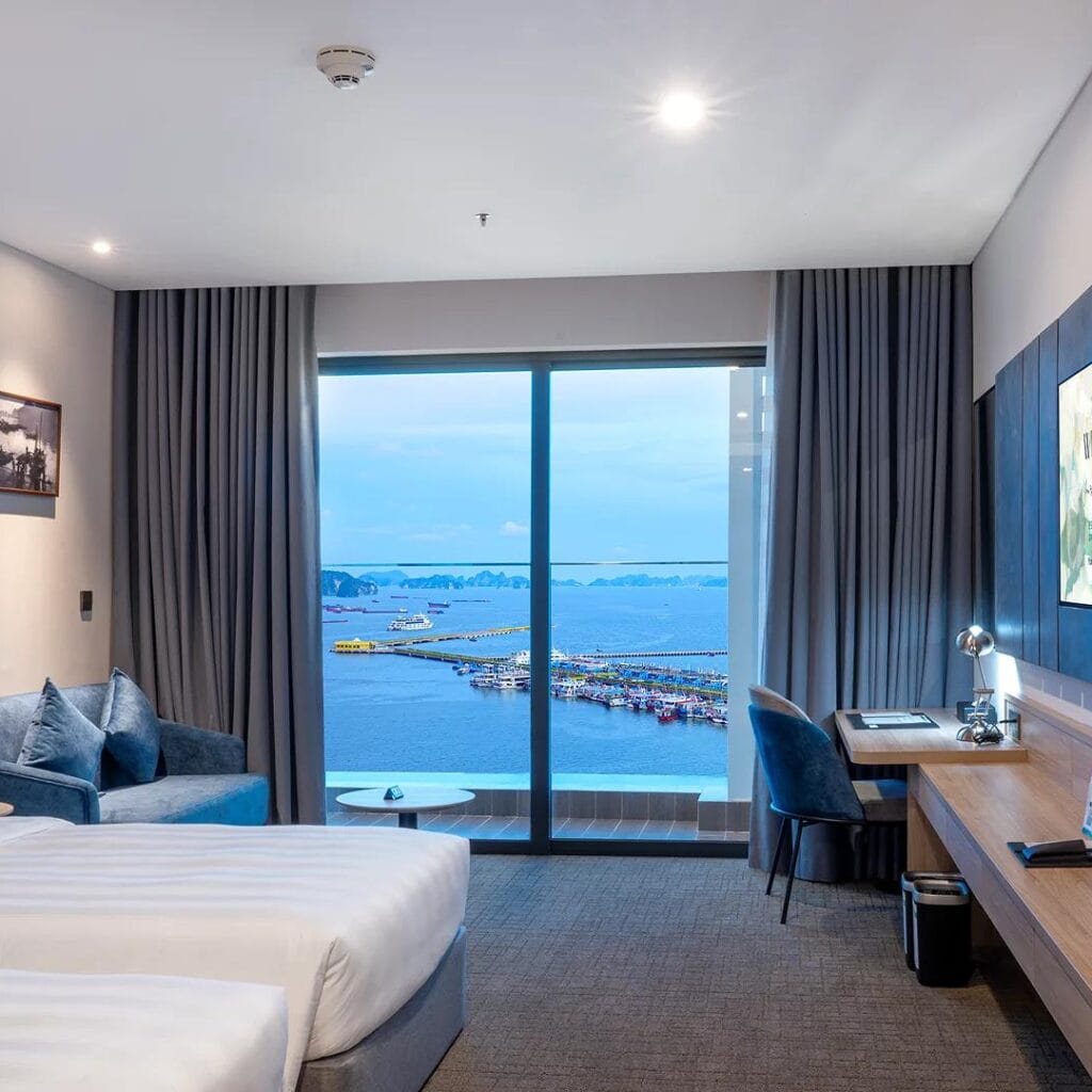 Luxury accommodation Bai Chay
