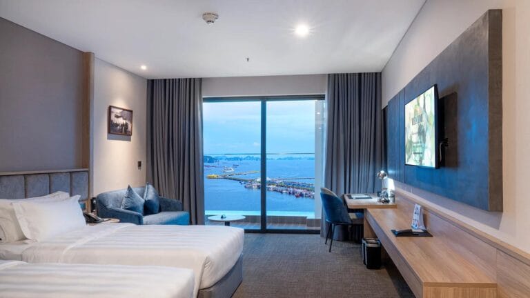 Luxury accommodation Bai Chay