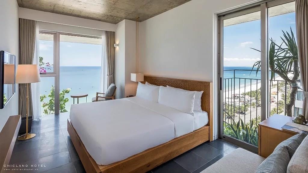 Best beachfront hotels in Da Nang
