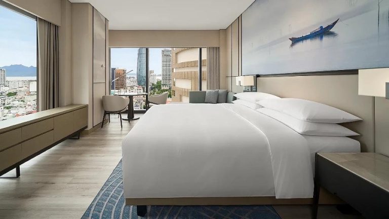 Luxury hotel in Da Nang