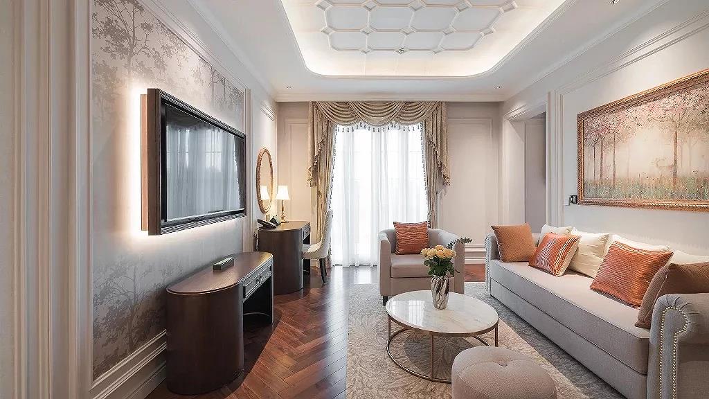 Best hotel near Xuan Huong Lake
