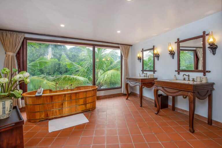 Affordable 5-star resort Ninh Binh