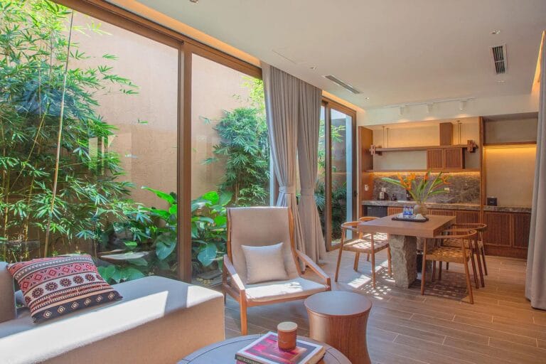 Luxury resort in Hoa Binh