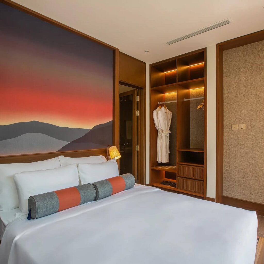 Luxury resort in Hoa Binh