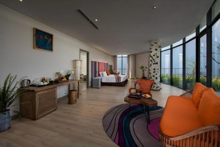Luxury accommodation Muong Hoa Valley