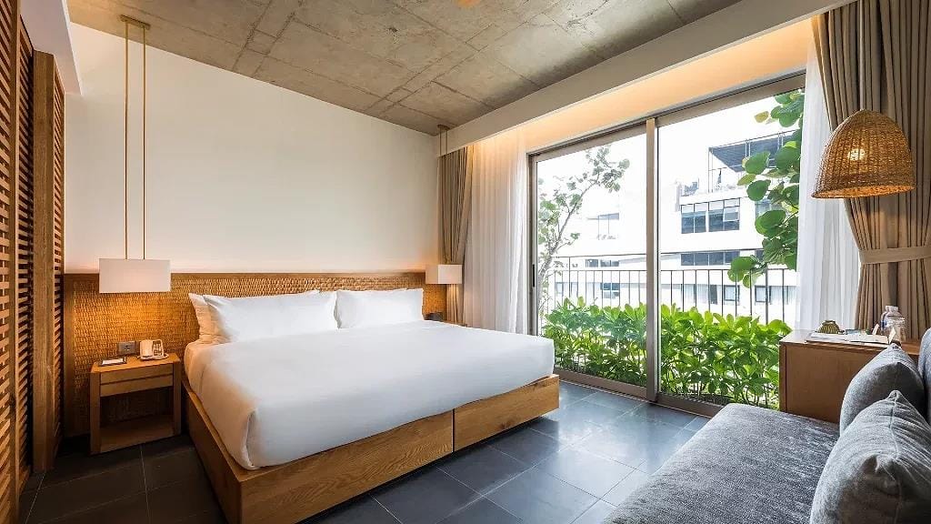 Luxury boutique hotel My Khe Beach