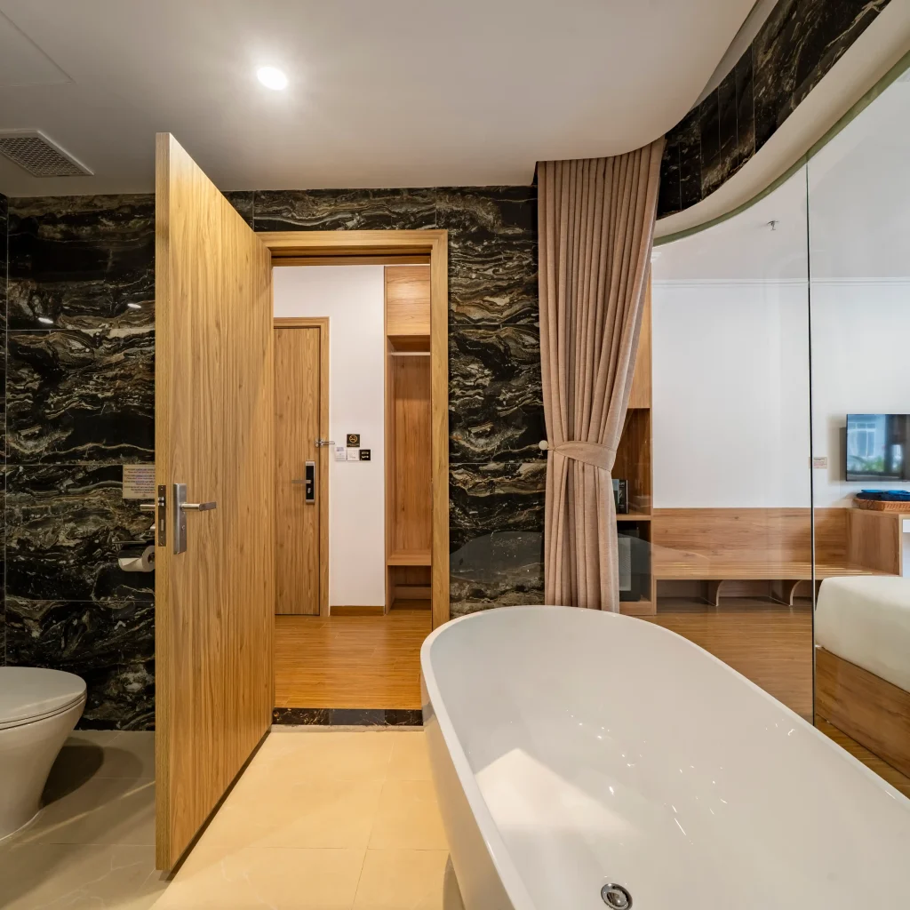 Book hotel in Cat Ba