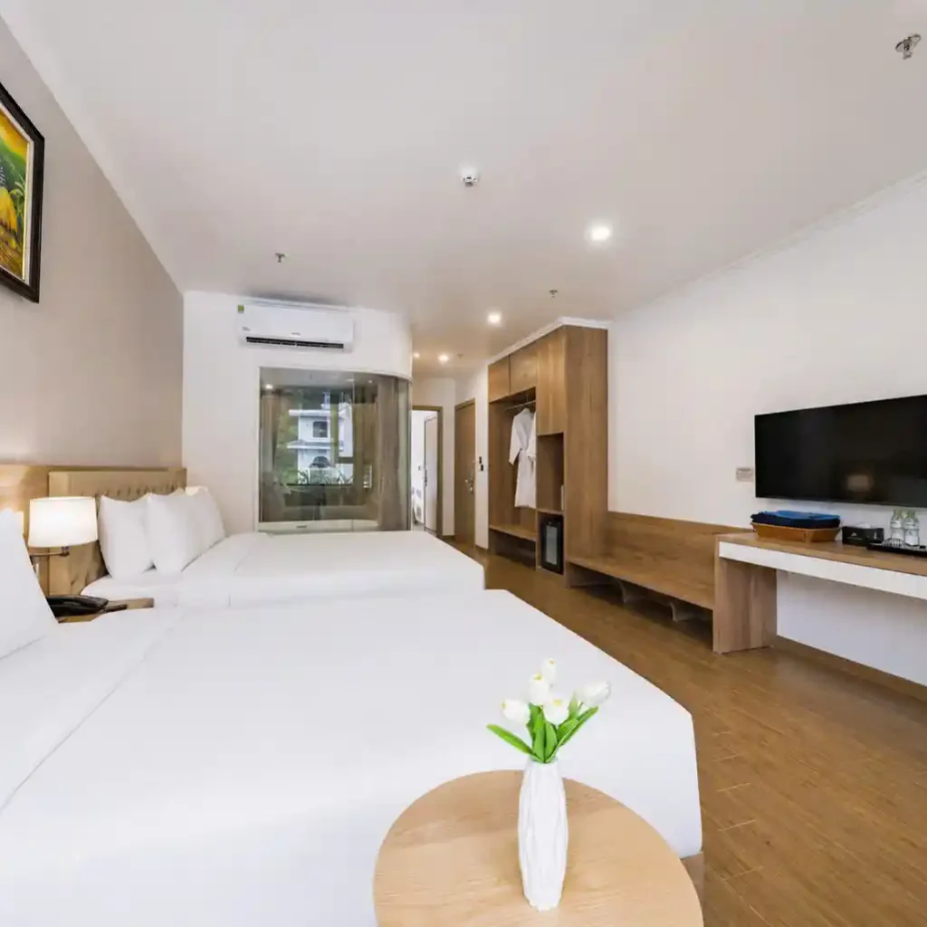 Book hotel in Cat Ba